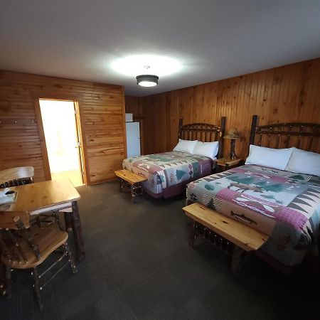 Outdoorsman Motel واوا المظهر الخارجي الصورة